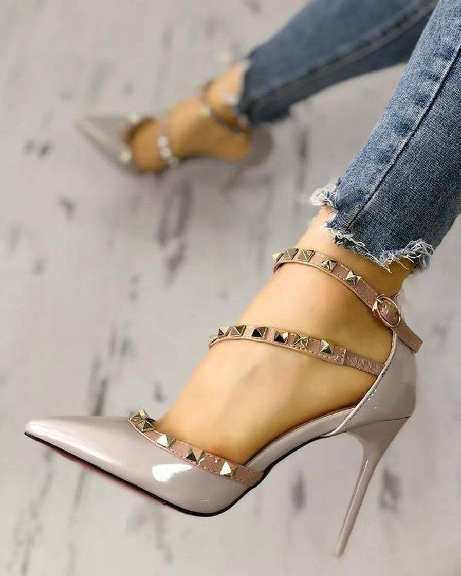 Moda Zapatillas hermosas👠👡