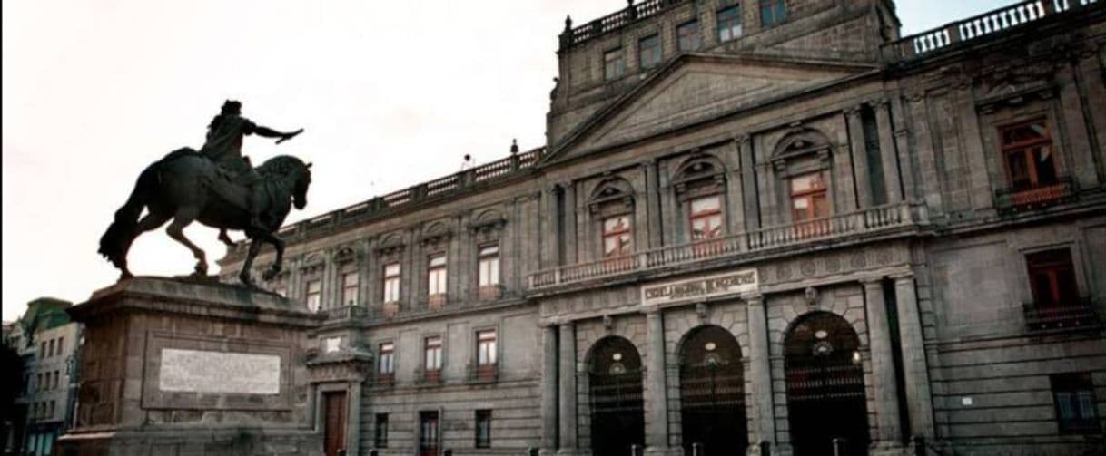 Place Palacio de Minería