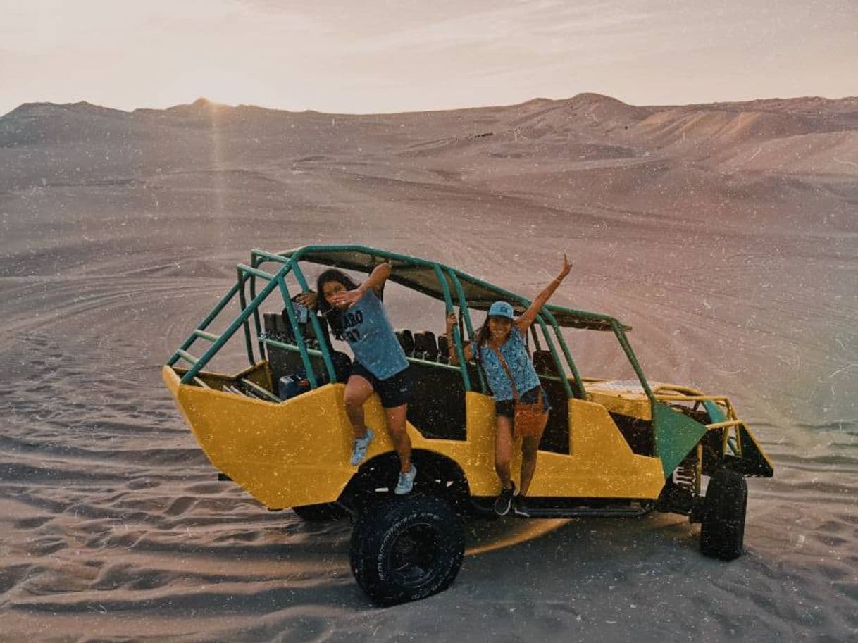 Place Huacachina Ica