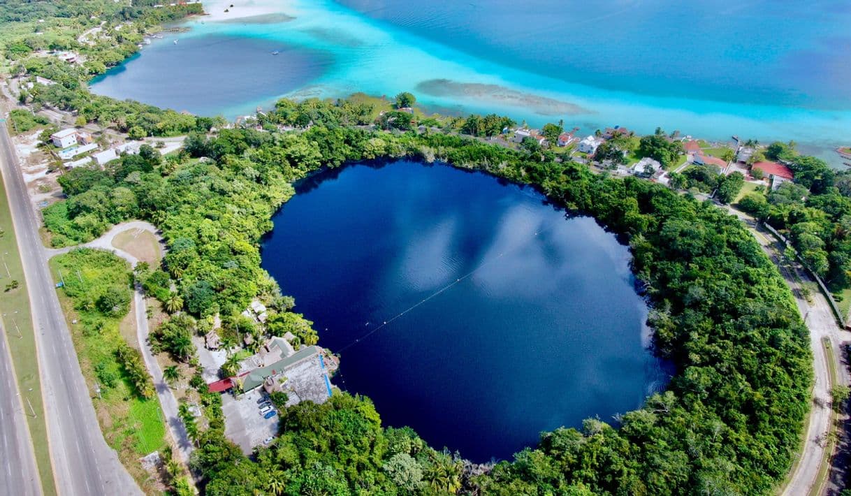 Place Cenote Azul