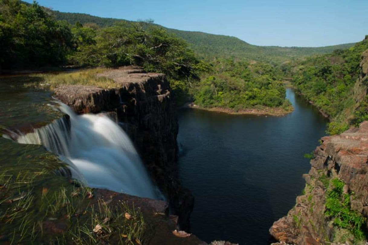 Lugar Parque Nacional Amboro Administracion