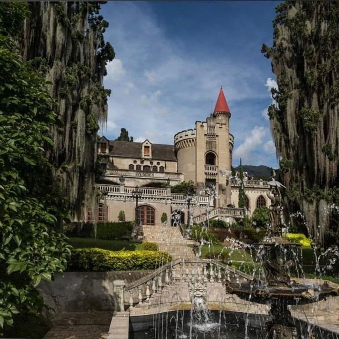 Lugar Castle Museum