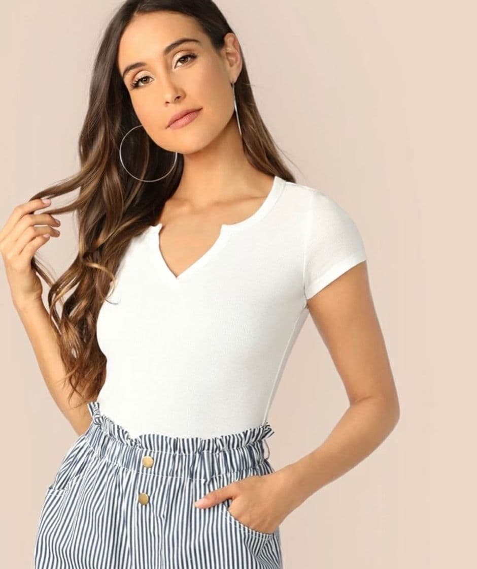 Moda SHEIN Ribbed V