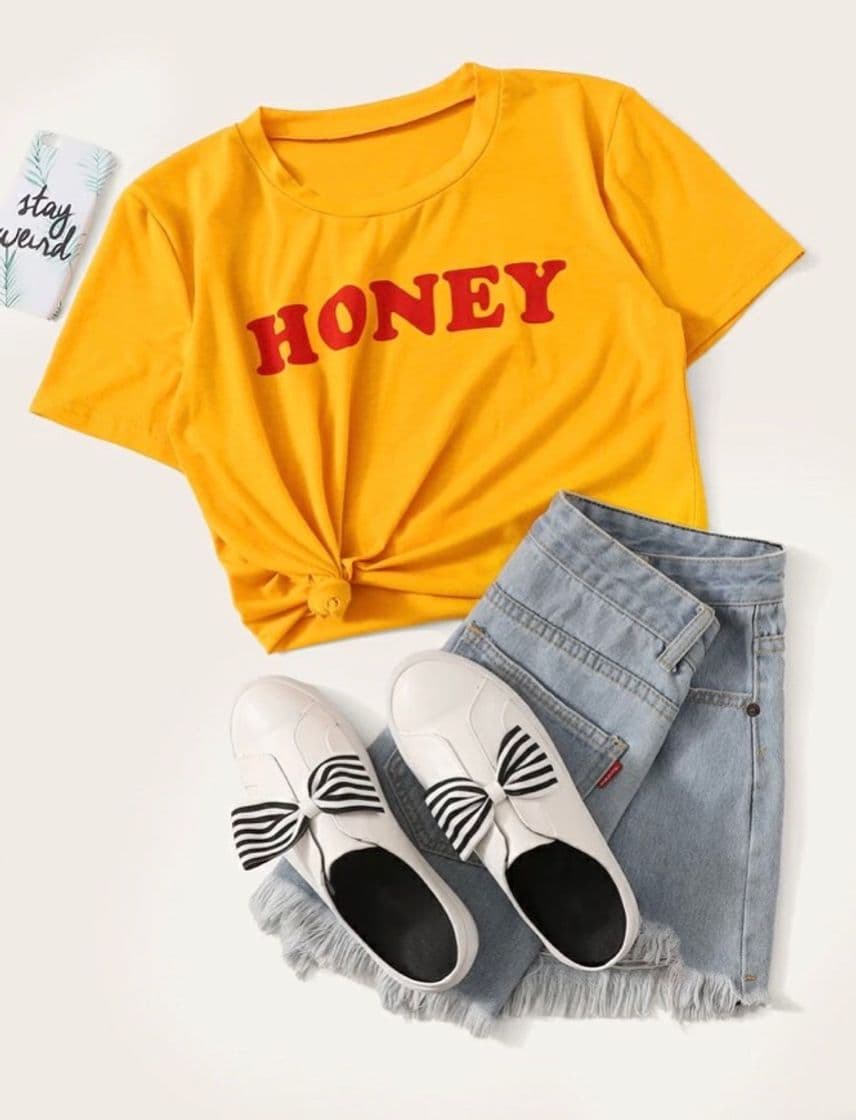 Moda Letter Graphic Tee