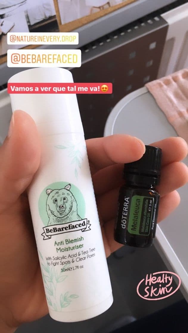 Product Hidratante antimanchas con aceite de árbol de té y ácido salicílico