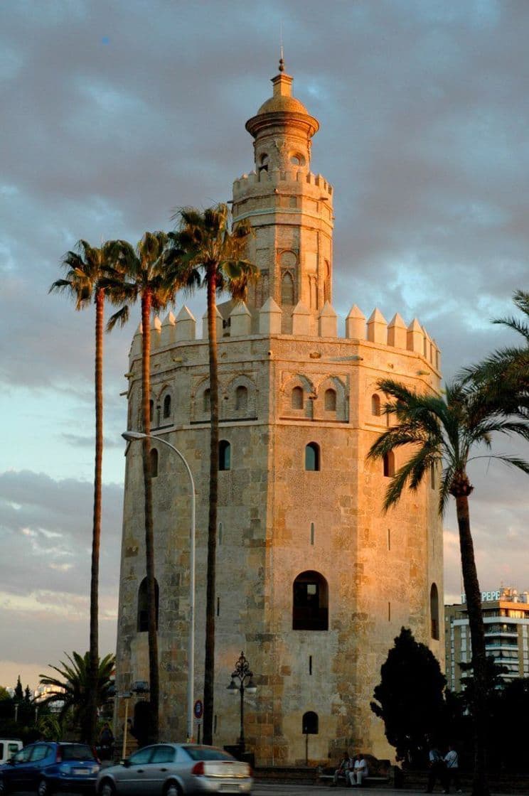 Place Torre del Oro