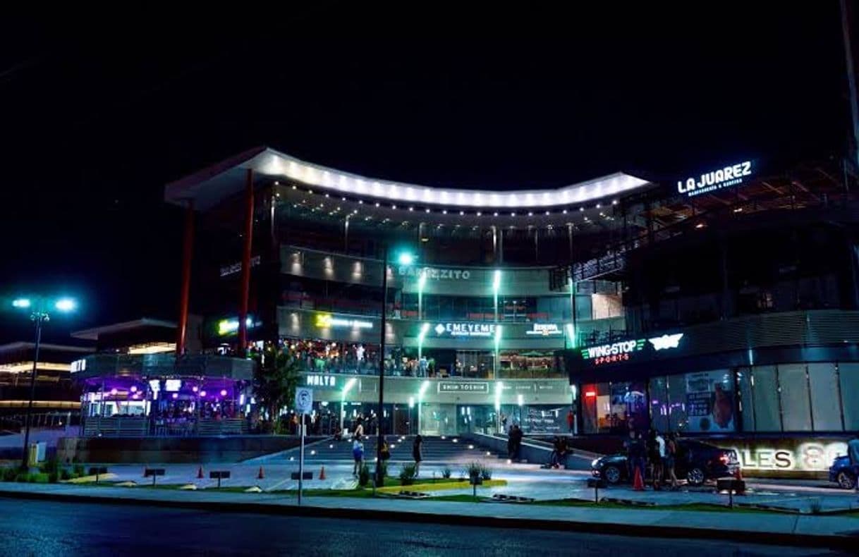 Lugar Plaza Portales 802