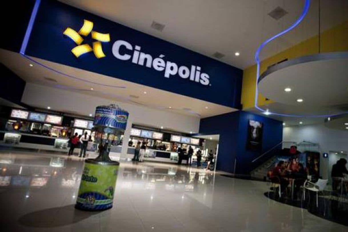 Lugar Cinépolis Plaza Monarca