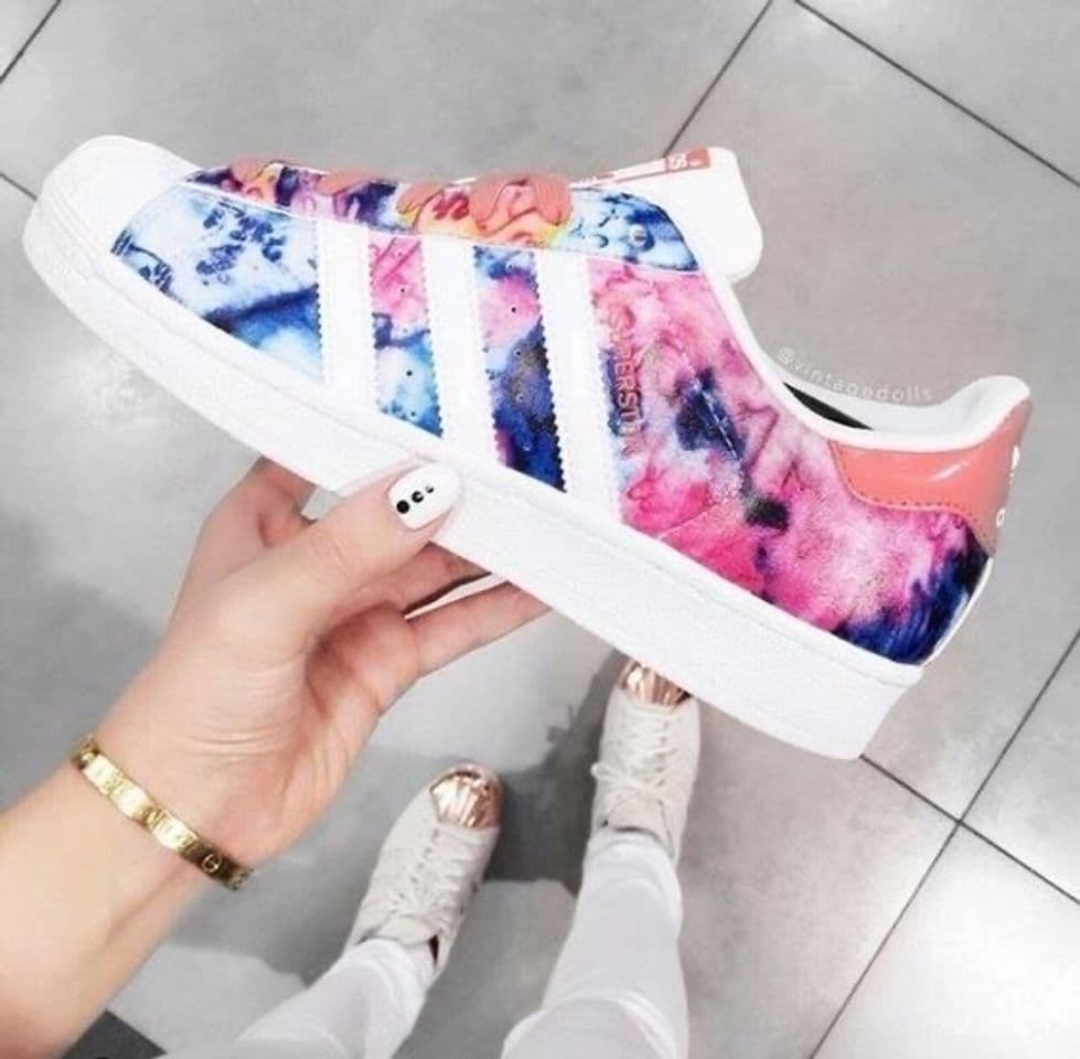 Producto Adidas superstar floral