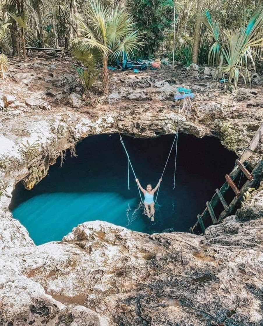 Place Cenote Calavera