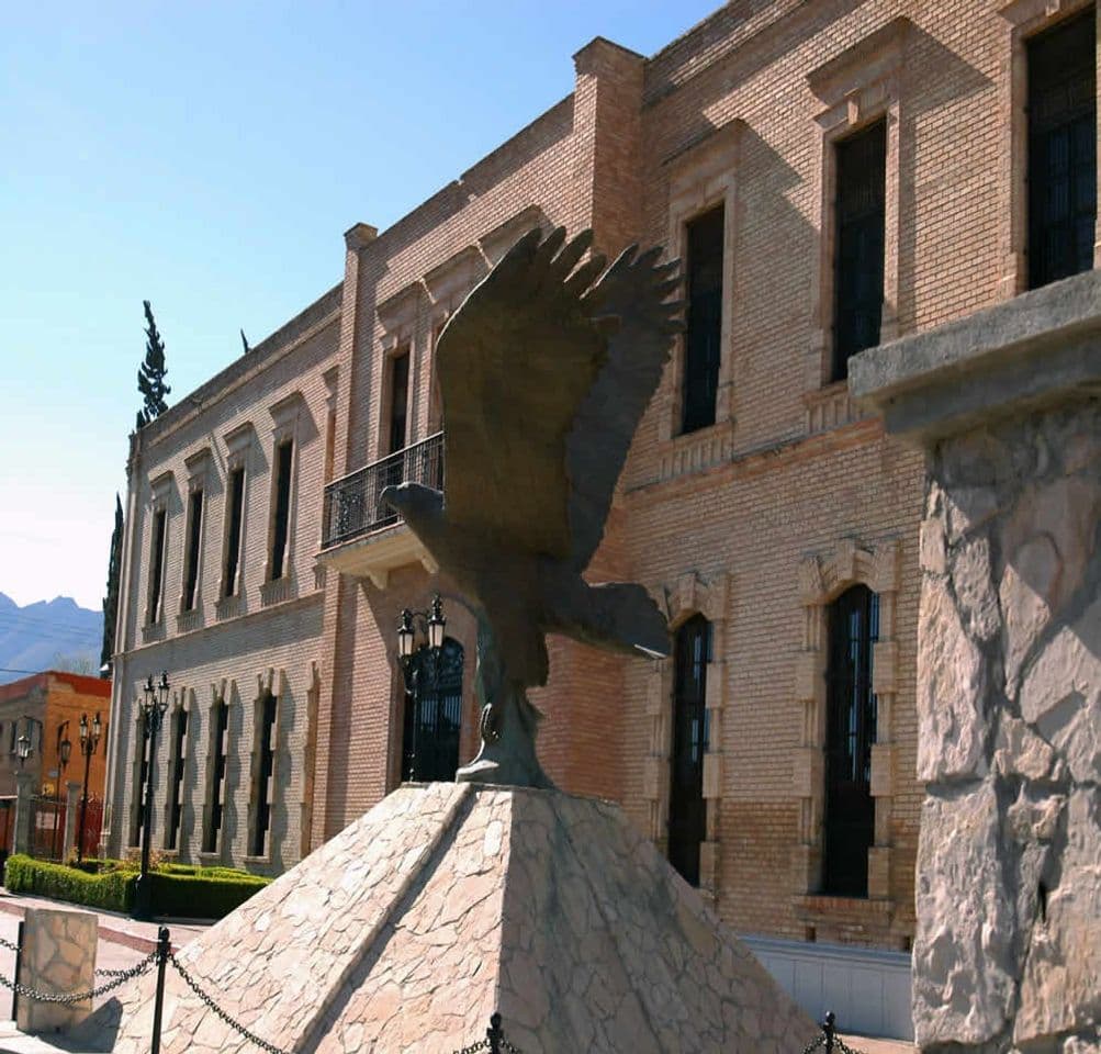 Lugar Museo de Las Aves de México