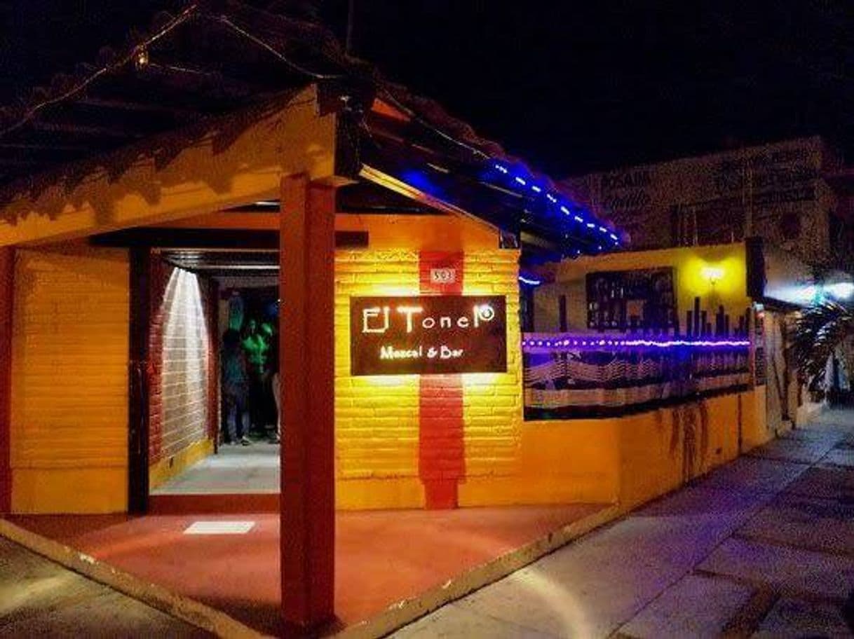 Restaurants El Tonel