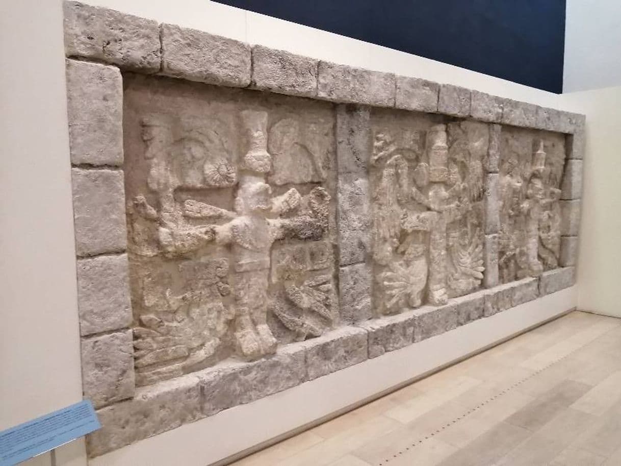 Place Museo Maya de Cancún y Zona Arqueológica de San Miguelito