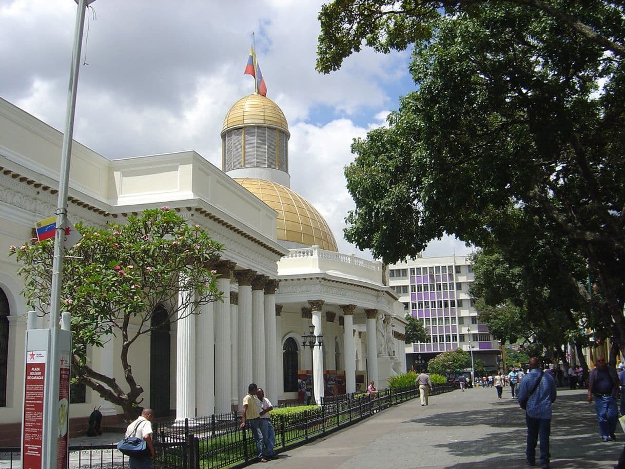 Place Capitolio