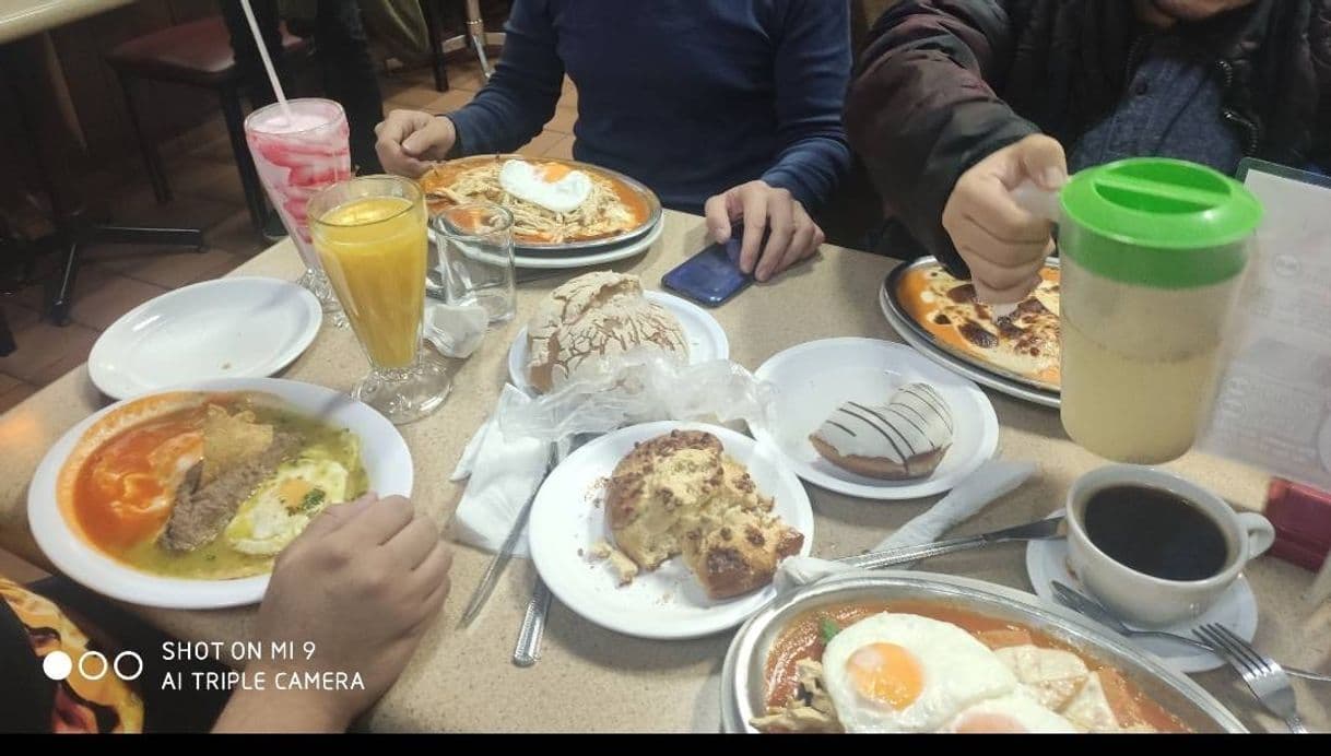 Restaurantes Café La Pagoda