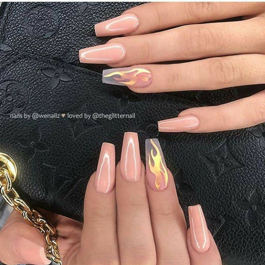 Moda Uñas nude