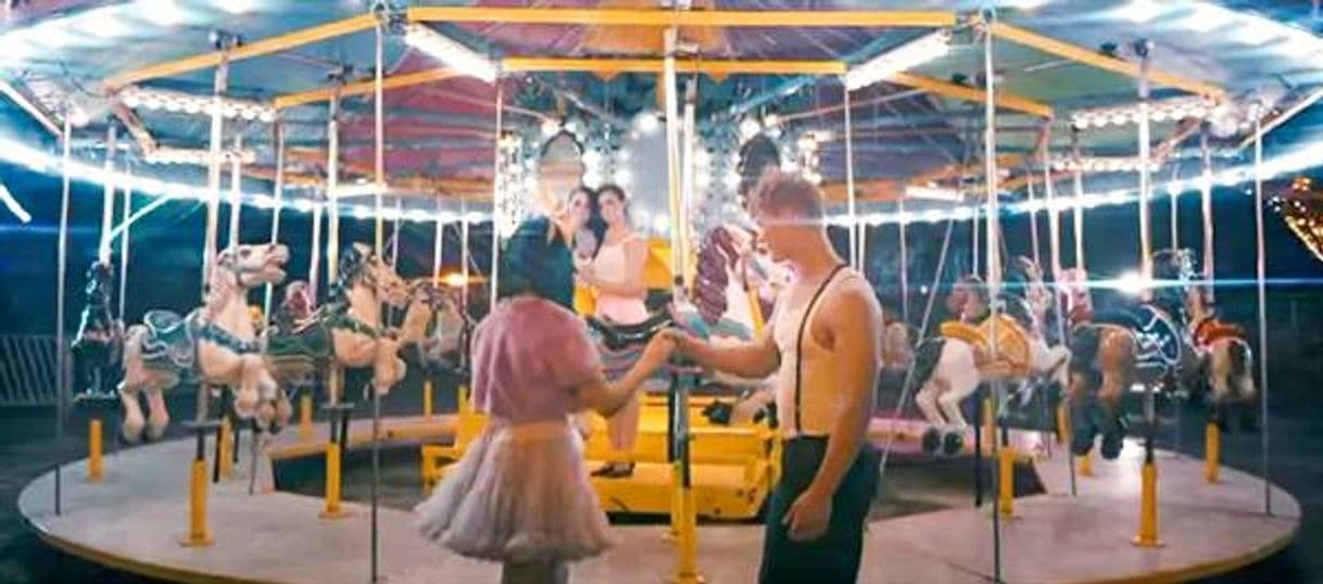 Fashion Melanie Martinez - Carousel (Official Music Video)

