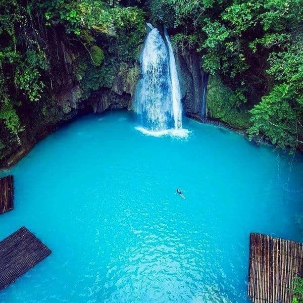 Place Kawasan Falls