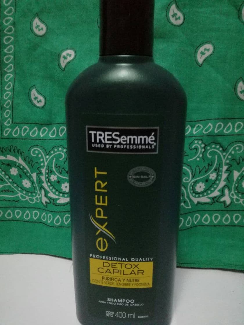 Producto Shampoo TRESemmé