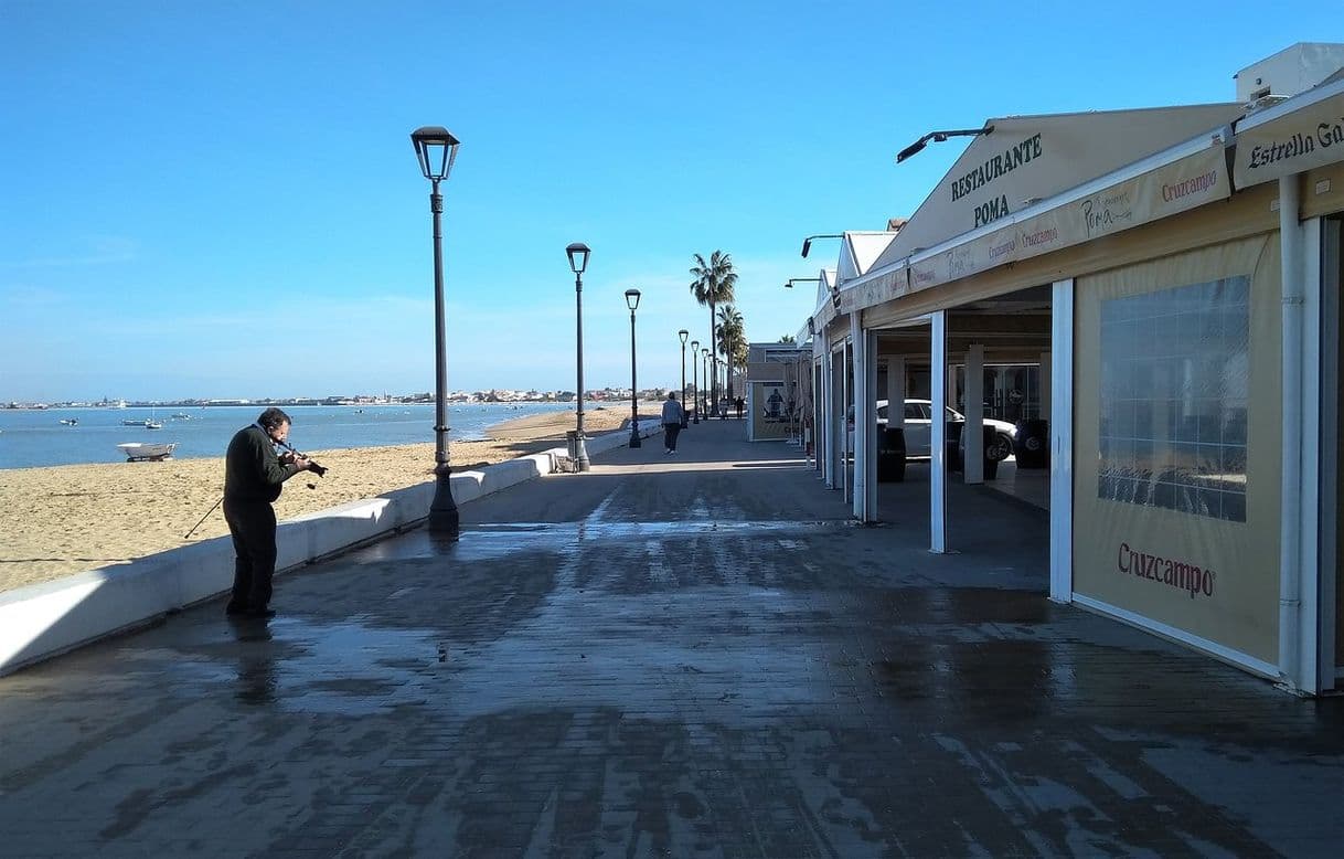 Restaurants Avenida Bajo de Guía