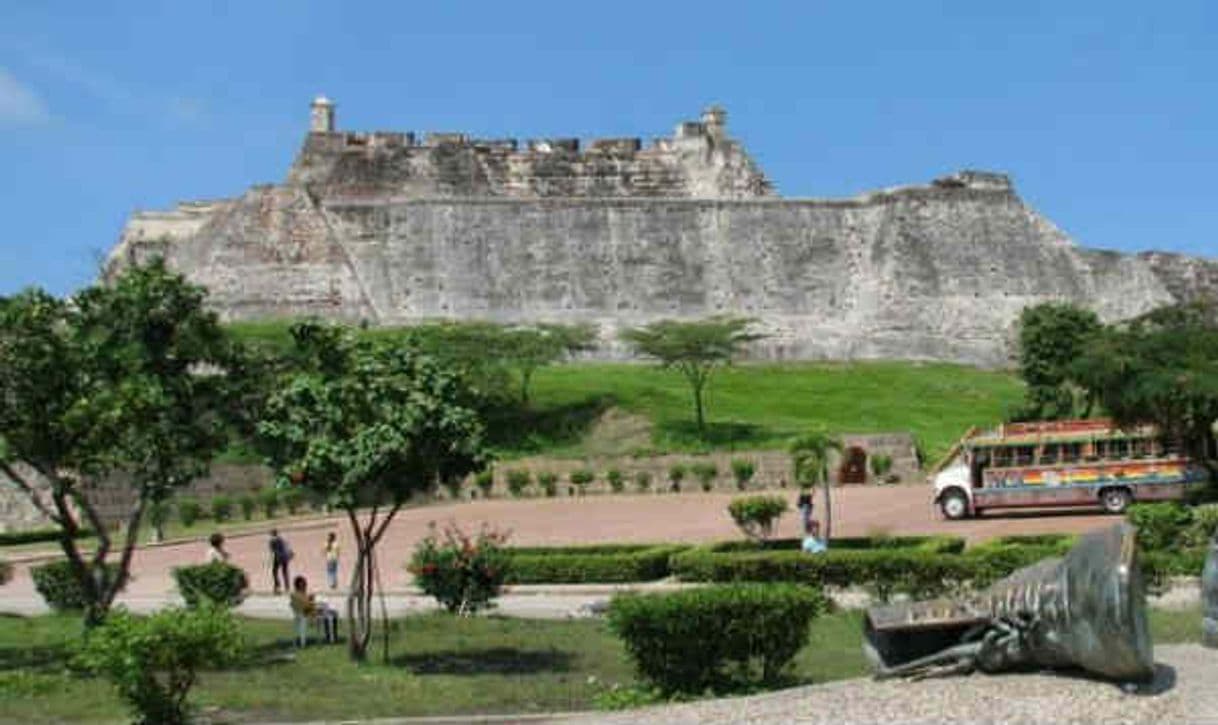 Lugar Castillo de San Felipe de Barajas