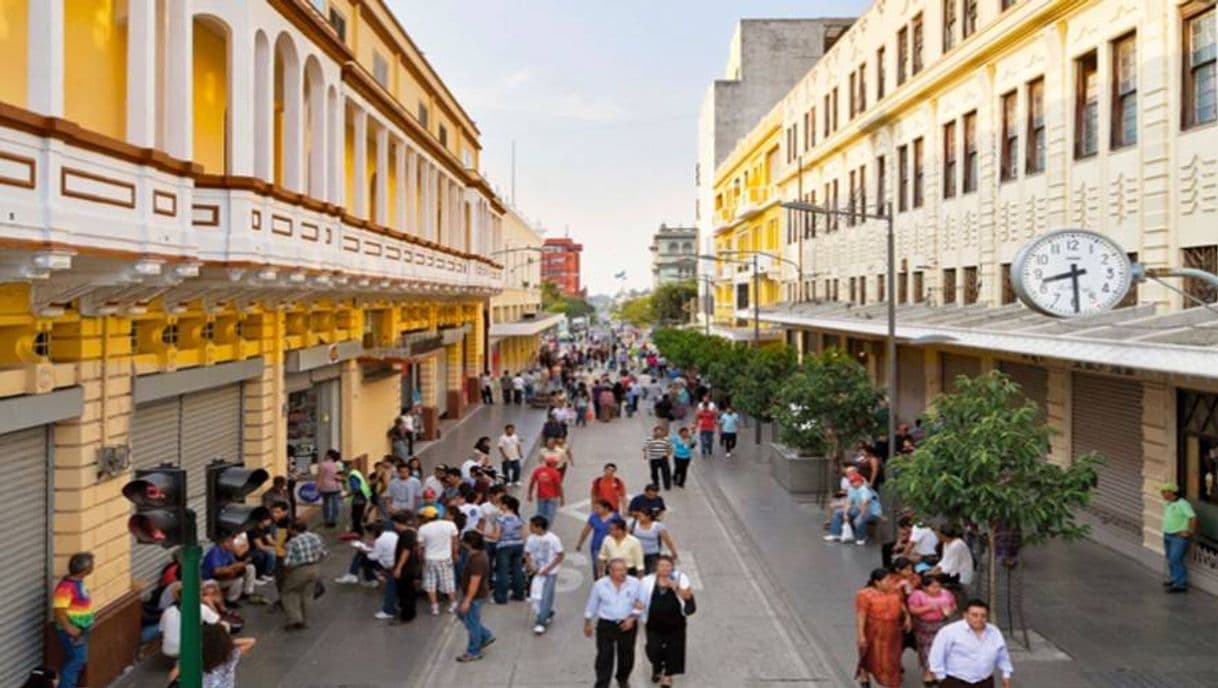 Lugar LA SEXTA AVENIDA