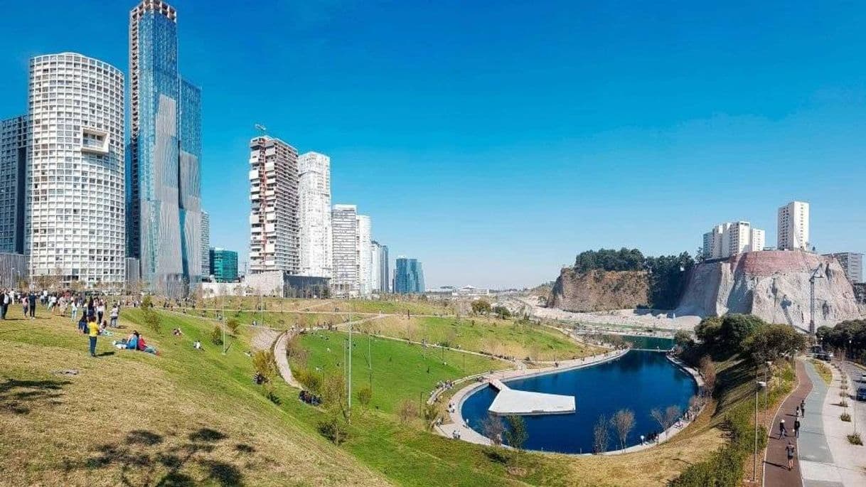 Lugar Parque Bicentenario – Un espacio de convivencia natural