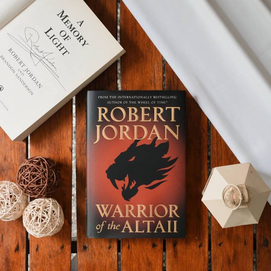 Moda Warrior of the Altaii - Robert Jordan 