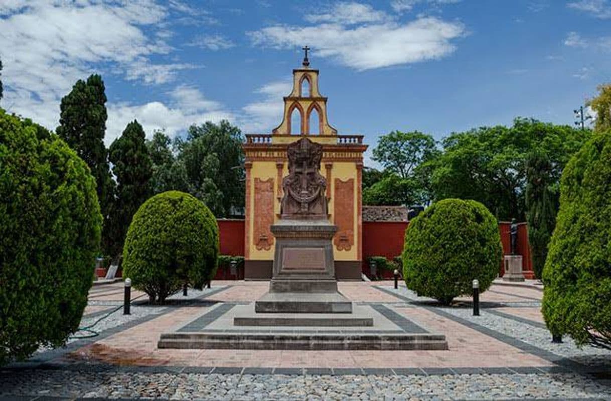 Place Panteón de los Queretanos Ilustres