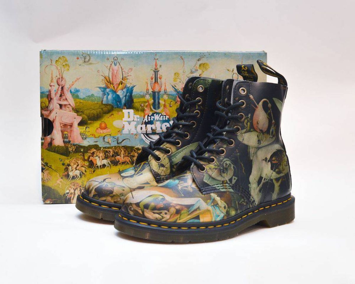 Moda DR. MARTENS, HIERONYMUS BOSCH: "garden of earthly delights ...