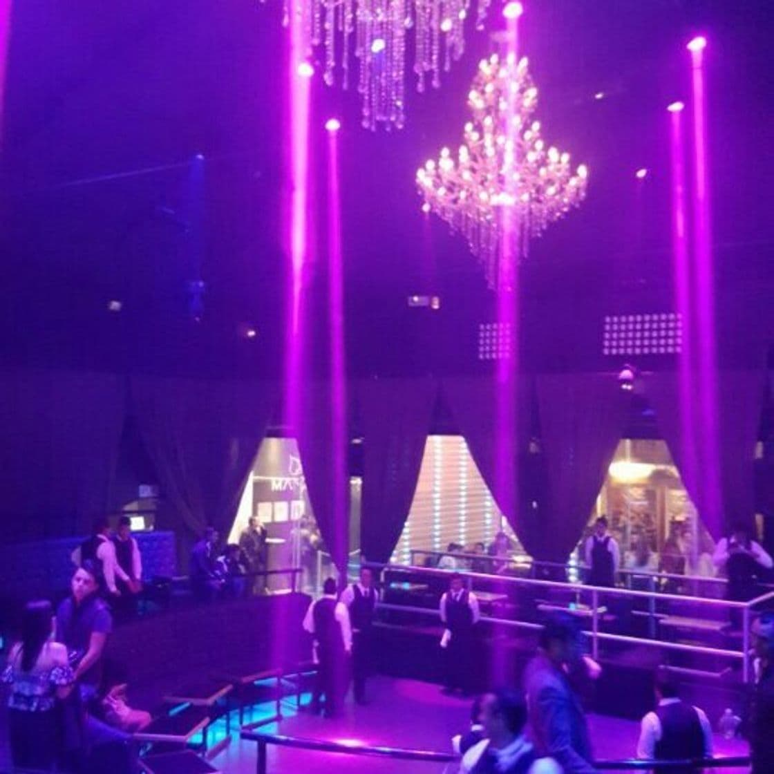 Lugar Mantra NightClub