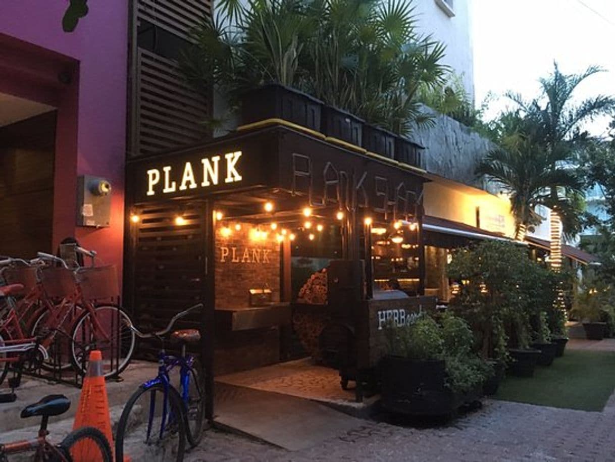 Restaurants Plank Gourmet Grill & Patio Bar