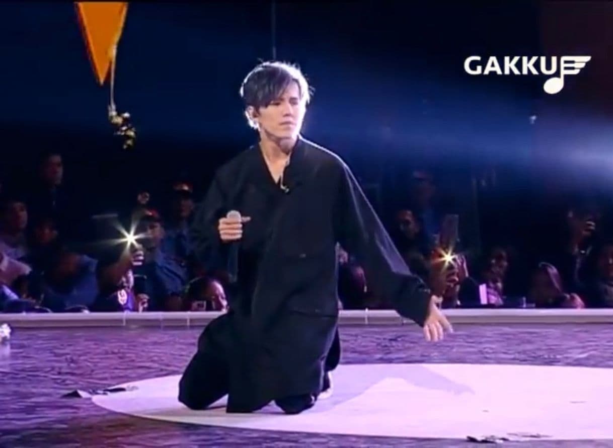 Canción Dimash Kudaibergen- Unforgettable Day Gakku Concert