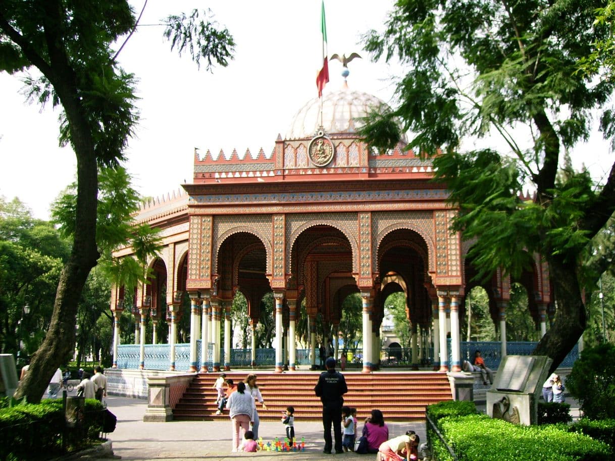 Place Alameda de Santa María La Ribera Y Kiosko Morisko.