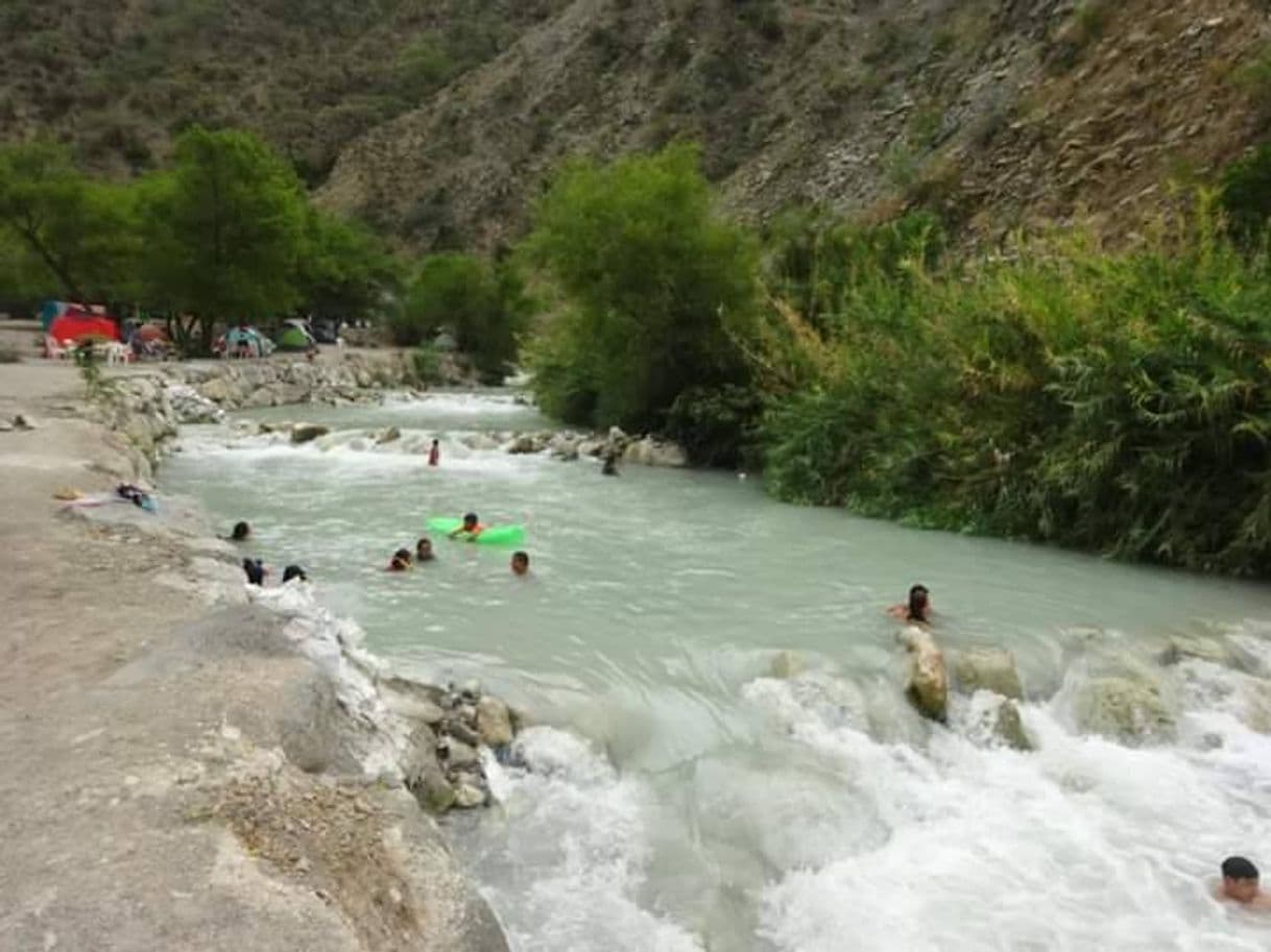 Place Grutas De Tolantongo