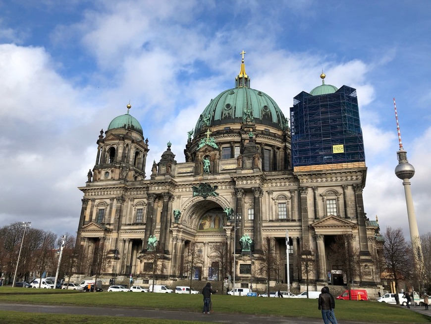 Lugar Catedral de Berlín