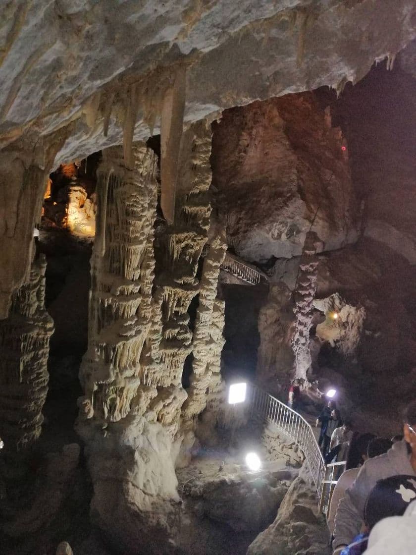 Place Grutas de García