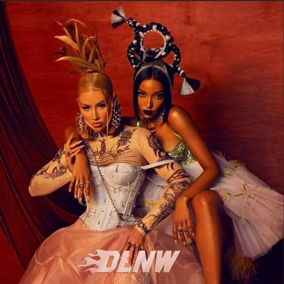 Fashion Iggy Azalea, Tinashe - YouTube