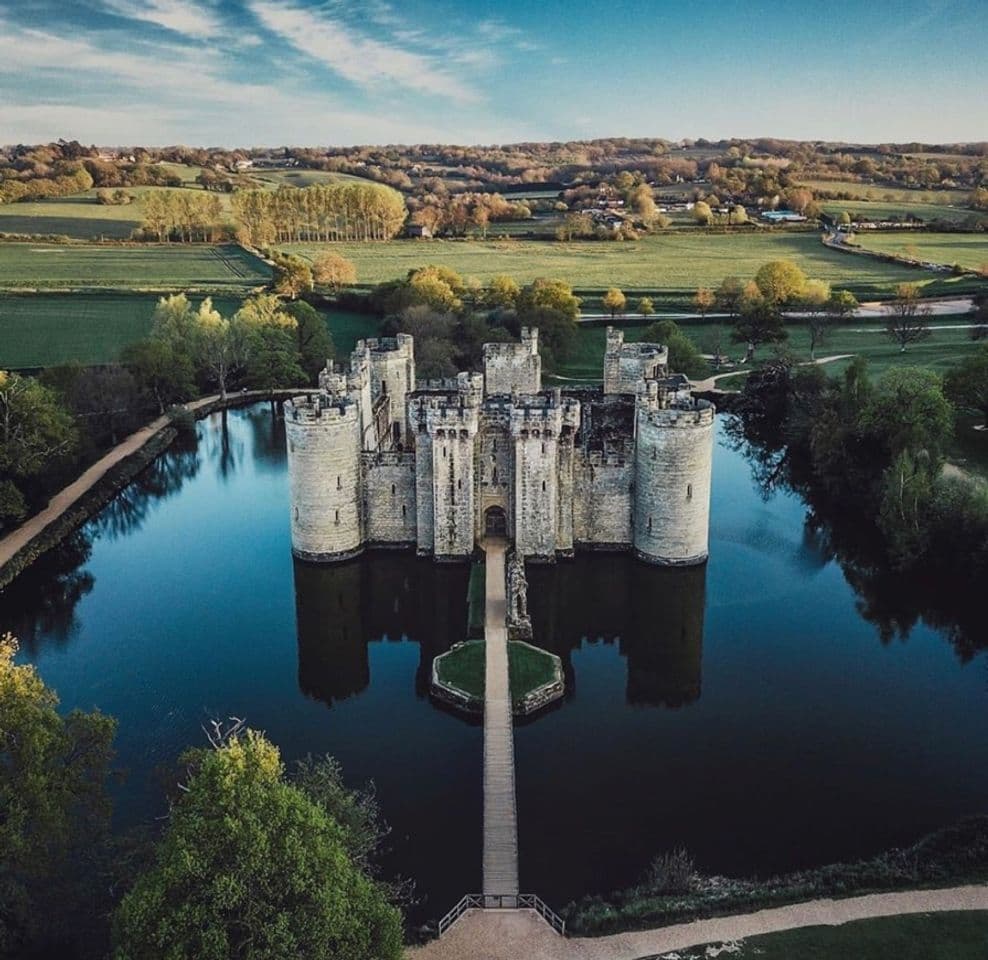 Place Bodiam Castle