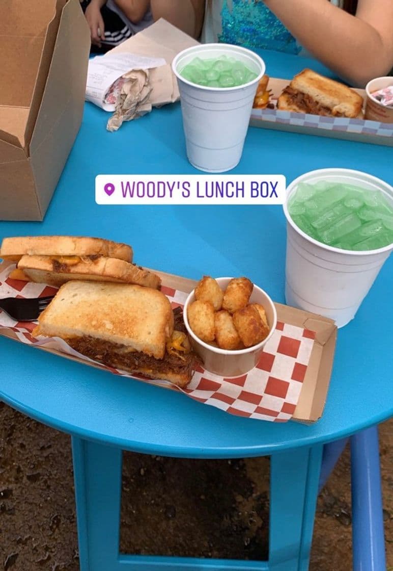 Restaurantes Woody's Lunch Box