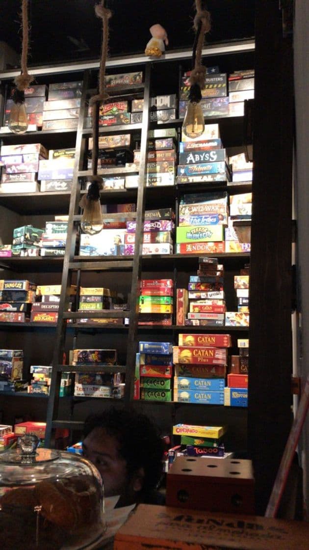 Restaurantes La Guarida – Board Game Cafe