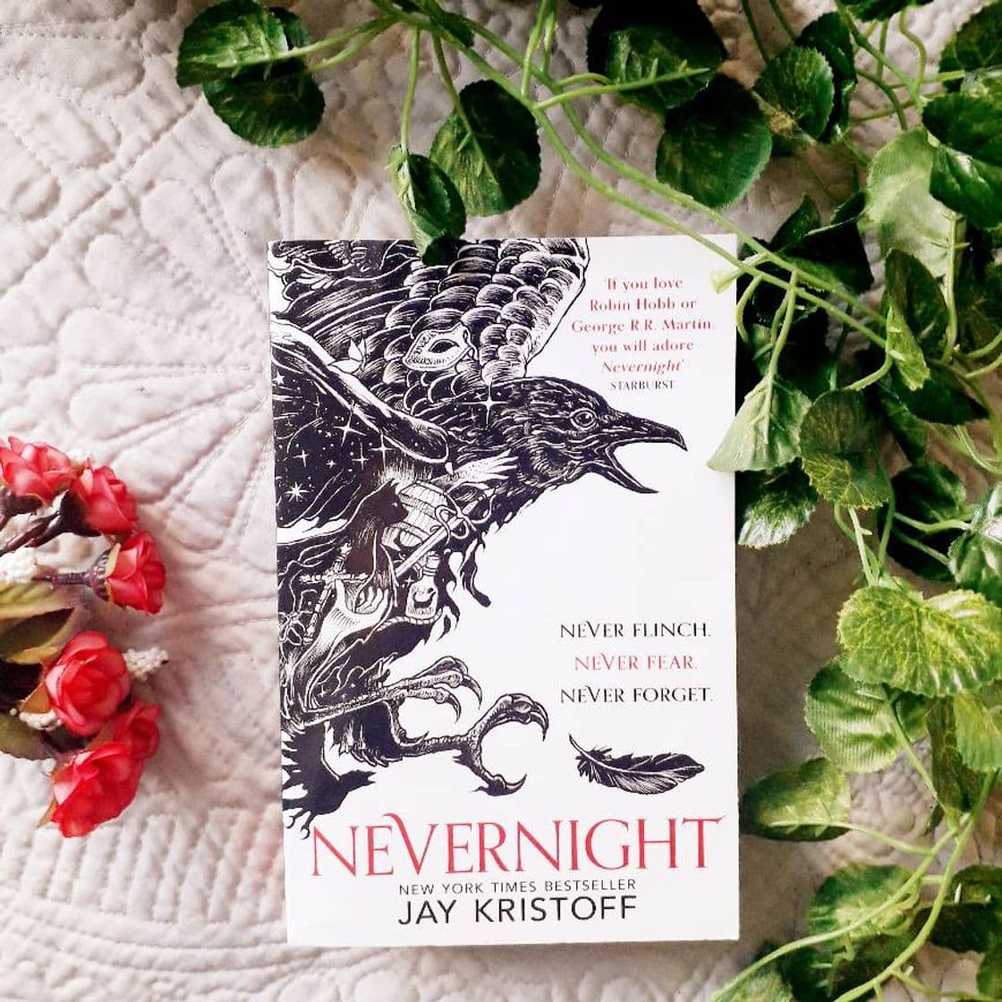 Fashion Nevernight, por Jay Kristoff