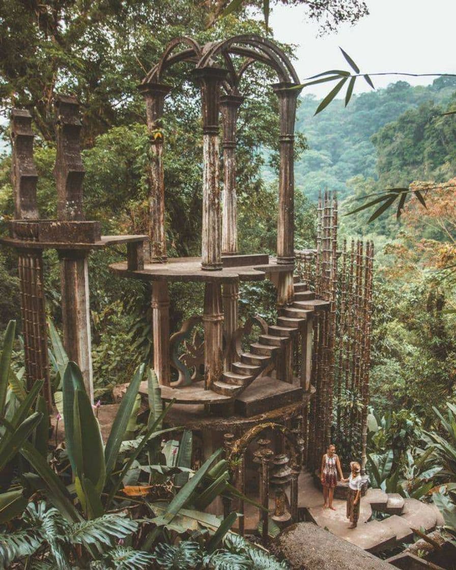 Fashion Las Pozas de Xilitla  