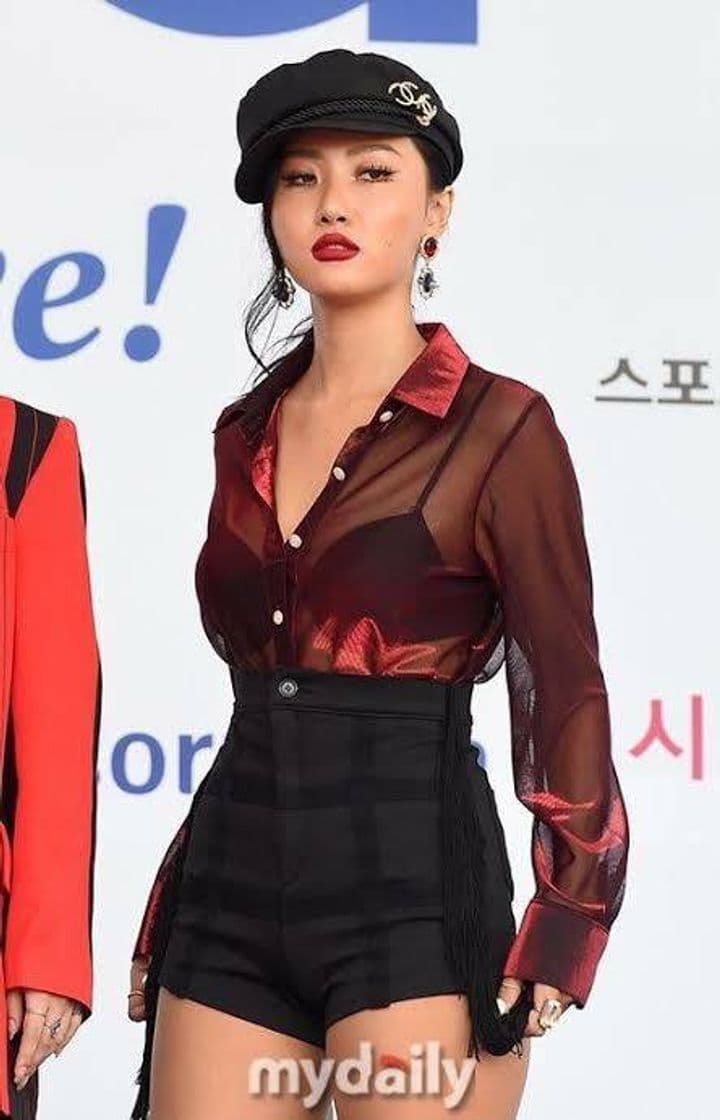 Fashion Hwasa-MAMAMOO