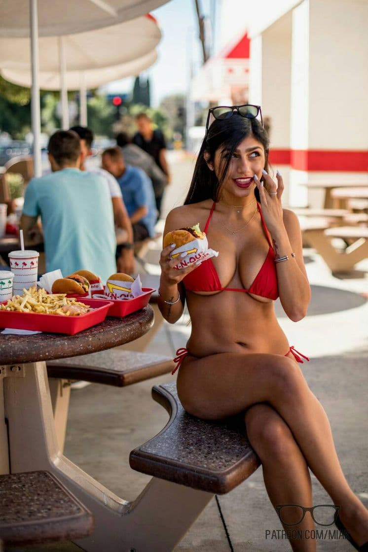 Película Fucking Exotic Mia Khalifa