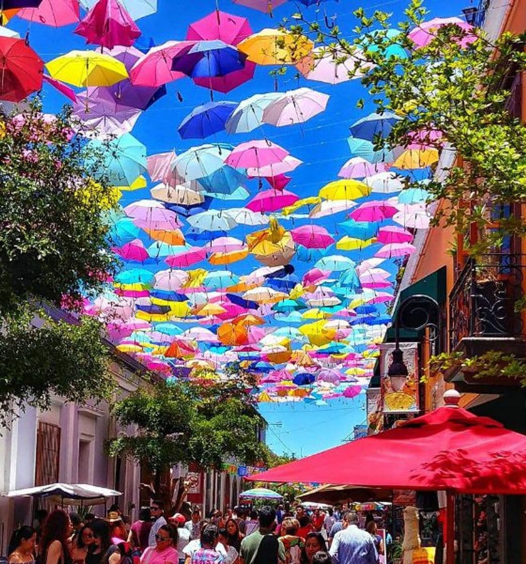 Restaurantes TLAQUEPAQUE PUEBLITO JARDIN