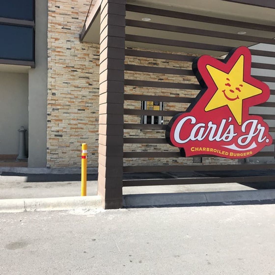 Restaurants Carl's Jr.