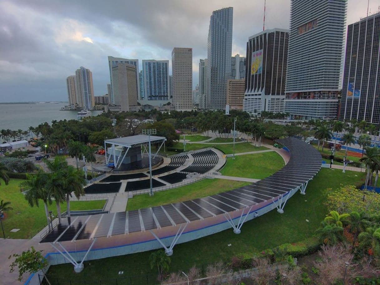 Place Bayfront Park