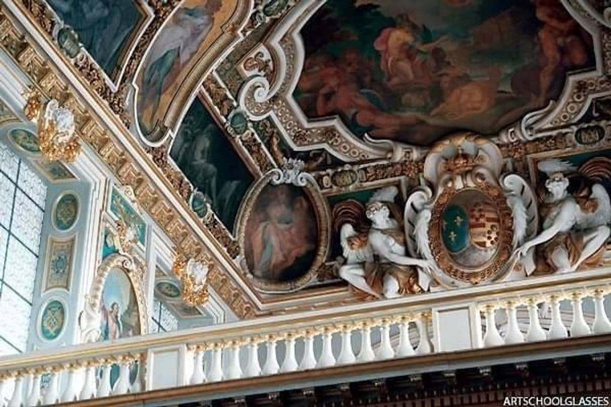 Place Château de Fontainebleau