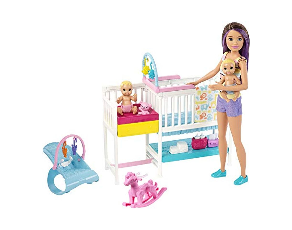 Producto Barbie Skipper Hora de la siesta, Muñeca Canguro con bebés y accesorios,